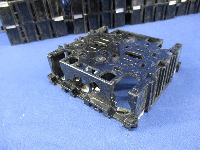 住宅用スイッチボックス標準型2コ用(20個入)(キズ・汚れ有) DM80202