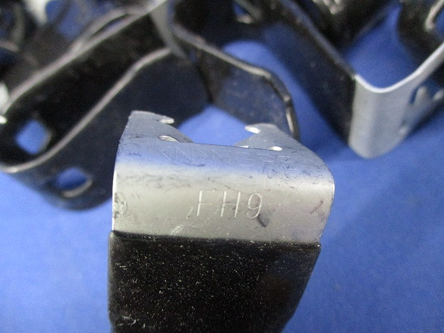 二重天井用金具・被覆付(38個入) FH9