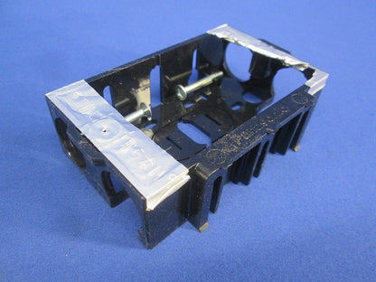 住宅用スイッチボックス 浅型1コ用(30個入)(キズ・汚れ有) DM82100