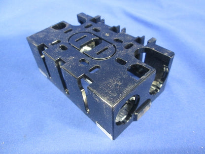 住宅用スイッチボックス(16個入)(キズ・汚れ有) DM80100