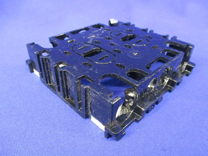 住宅用スイッチボックス浅型2コ用(11個入)(汚れ有) DM82202