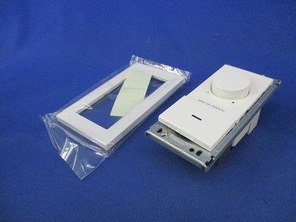 LED調光器3路スイッチ付(ホワイト) DP-39672