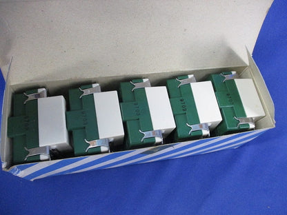 15A埋込接地コンセント(5個入) WN11122