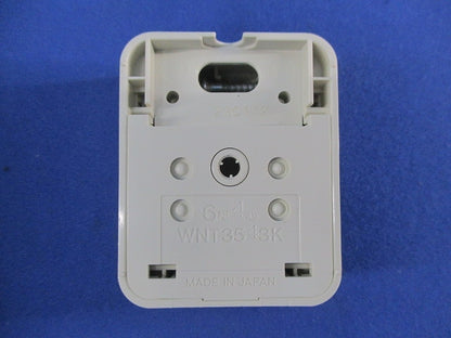 露出テレホンモジュラジャック(9個入) WNT3543K