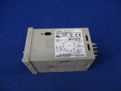 サーマックS 電子温度調節器 E5CS-R2TU-W