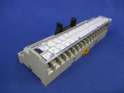 コネクタ端子台変換ユニット XW2C-20G5-IN16