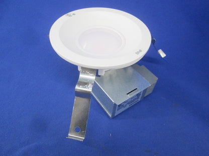 LEDダウンライトφ100(電球色)箱違い(傷・汚れ有) LEDD87003L(W)-LS