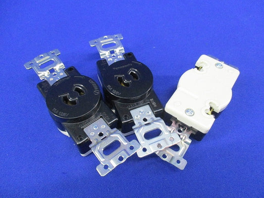 引掛埋込コンセント(3個入)ブラック WF2215K