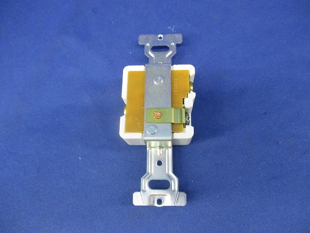 接地15A埋込コンセント(4個入)(ミルキーホワイト) WF3012WK