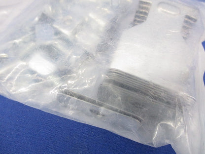 ルーパーサドル 管支持金具(10個入) Y-LPS1SN-10