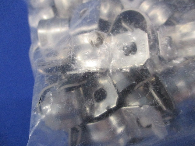 ステンレス片サドル 爪付タイプ 適合径14~15.5mm 100個入 SSKT-D15T-100