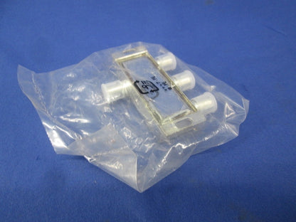 3分配器(3個入)(新品未開封) 4203FS-AP