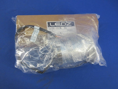 LEDベースダウンライトφ75(電源ユニット付) SXD1020WA+SX-101N5C