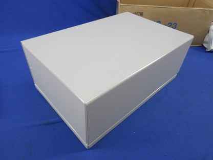 キャビネット B12-23