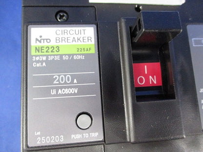 サーキットブレーカ(盤取り外し品) NE223