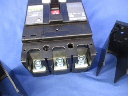 サーキットブレーカ(盤取り外し品) NE223