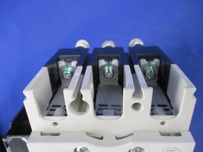 ノーヒューズブレーカ3P40A NF63-CV