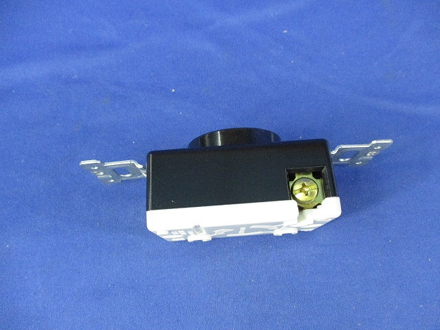 埋込アース付ダブルコンセント(2個入) WF2320K