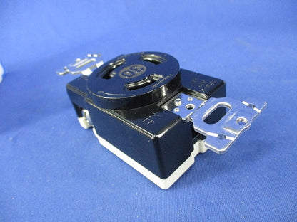 3P30A引掛埋込コンセント(ブラック) WF2331B