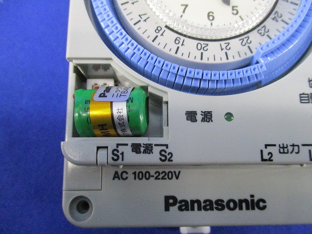 24時間式タイムスイッチ クォーツモータ式 TB4208