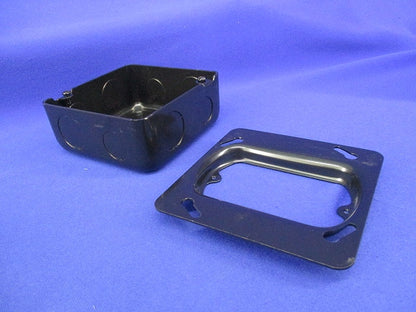 アウトレットボックス 中四角小判カバーセット OBM44B+CVMSB