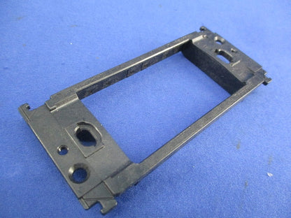 埋込スイッチ絶縁取付枠(10個入) WT3710K