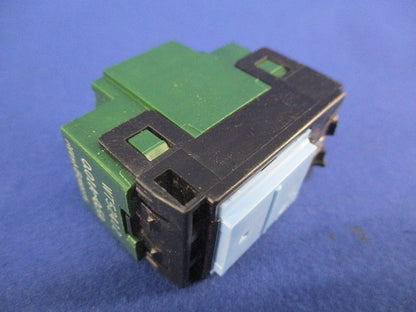 埋込パイロットスイッチB(3個入) WT52412