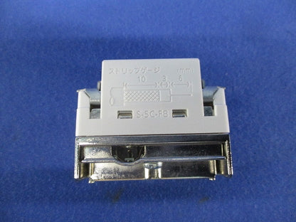 埋込ホーム用高シールドテレビコンセント WCS4712W