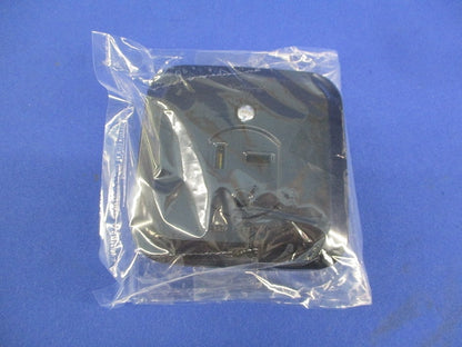 小型接地2P30A角型コンセント National WK3730