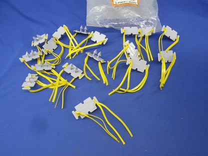 発泡断熱材用ケーブル保持具(17個入) ACS2