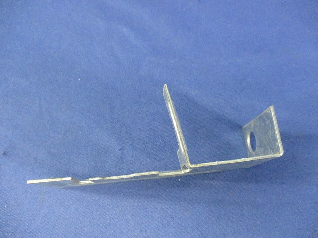 二重天井用金具 野ぶち受け材吊り金具(20個入) TFH1