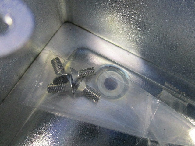 ねじなし露出スイッチボックス2コ用1方出(2個入) DS72251K