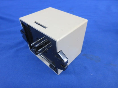 フロートなしスイッチ 色褪せ有 61F-GP