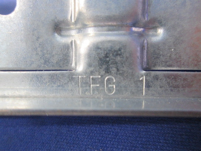 野ぶち受け材接続金具(14個入) TFG1