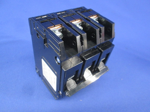 サーキットブレーカ3P30A N-BAK50