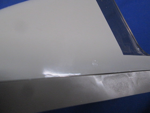 アースターミナル付フル防水コンセント(キズ・汚れ有) WK2111K