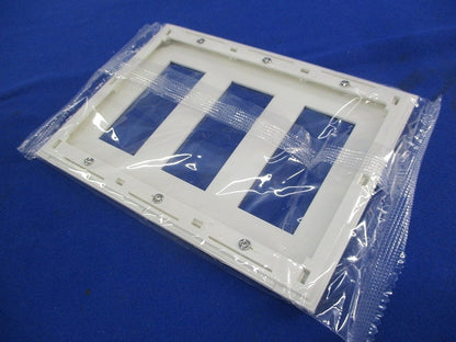 コンセントプレート3連用(9枚入)(ピュアホワイト) QWD-333