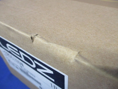 LEDダウンライト φ150 3000K 電球色 非調光 軒下兼用型 電源内蔵 ERD5789W