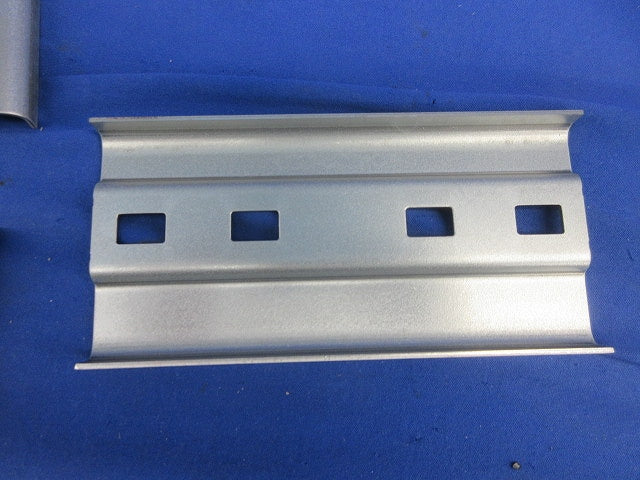 ケーブルラック 継ぎ金具(10個入) SD-SRG1