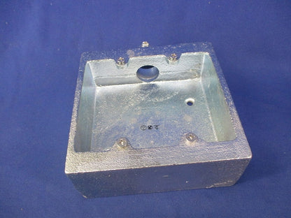 ねじなしTC露出スイッチボックス(亜鉛) TCS21Z22