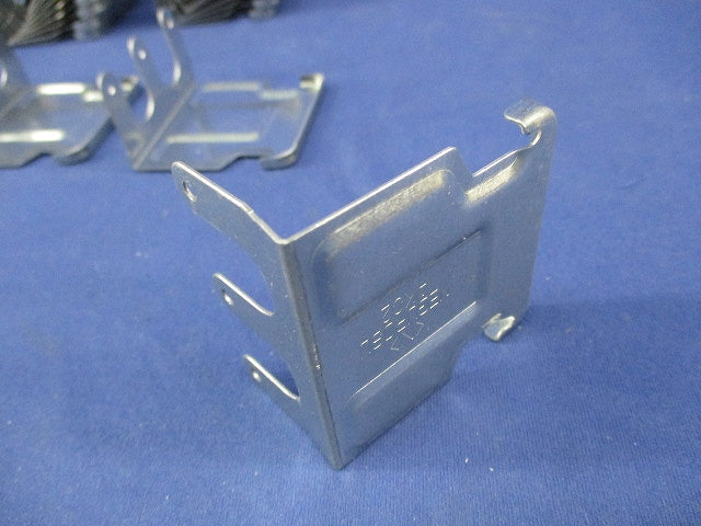 二重天井用金具(99個入) AKC2