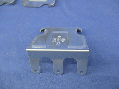 二重天井用金具(99個入) AKC2