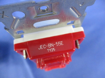 埋込アースターミナル付ダブルコンセント(5個入)(ピュアホワイト) JEC-BN-55E