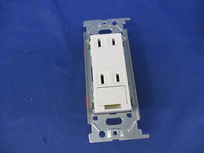 埋込アースターミナル付ダブルコンセント(5個入)(ピュアホワイト) JEC-BN-55E