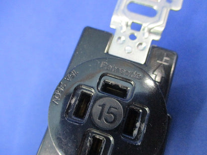 引掛埋込コンセント(5個入) WF1415K