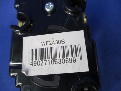 接地3P30A引掛埋込コンセント(2個入) WF2430B