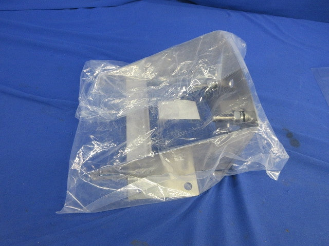 壁面・ポール取付架台 LC-LBS03
