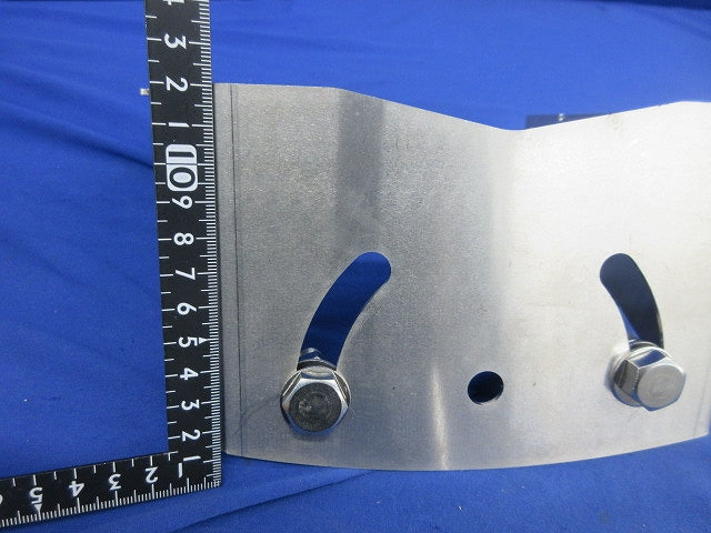 壁面・ポール取付架台 LC-LBS03