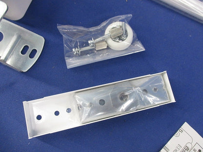 誘導灯吊具 角タイプ FP01650C
