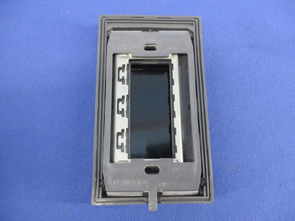 防雨薄型コンセントガードプレート3コ用 WTF7983